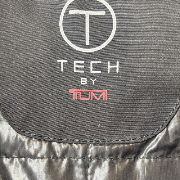 🖤 Tumi Tech Performance Jacket Men’s Black Full Zip Pockets Large 🖤 - Picture 3 of 15